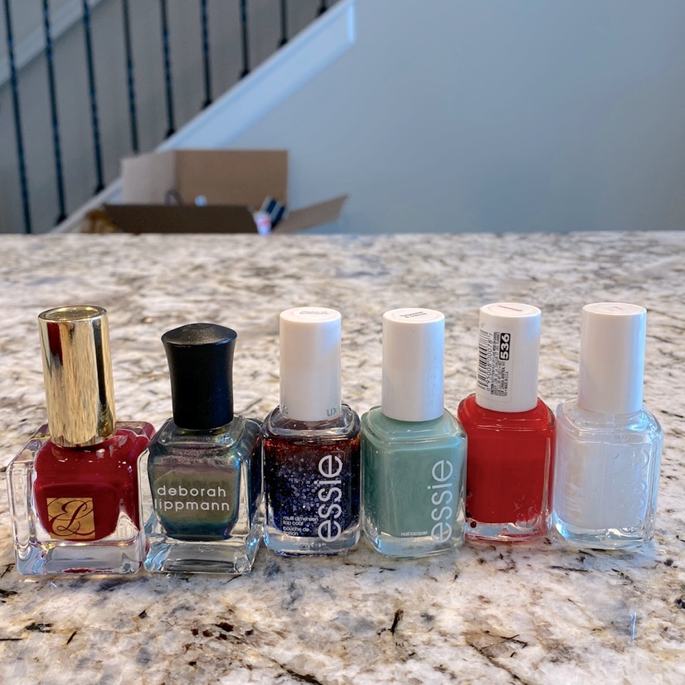 Manicure polish (6pcs)